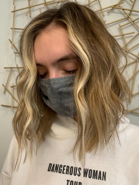 Image of  Women's Hair, Balayage, Hair Color, Blonde, Highlights, Foilayage, Fashion Color, Shoulder Length, Hair Length, Blunt, Haircuts, Bob, Curly, Beachy Waves, Hairstyles, Curly