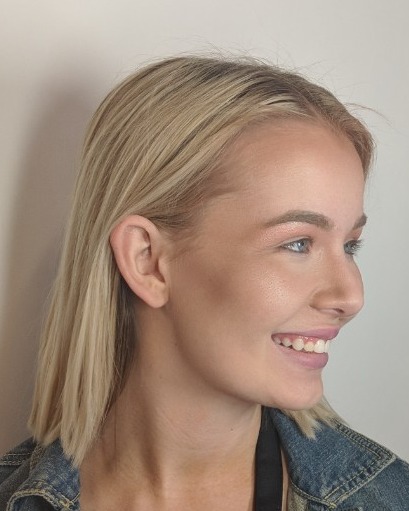 Image of  Makeup, Olive, Skin Tone, Fair, Look, Daytime, Technique, Airbrush