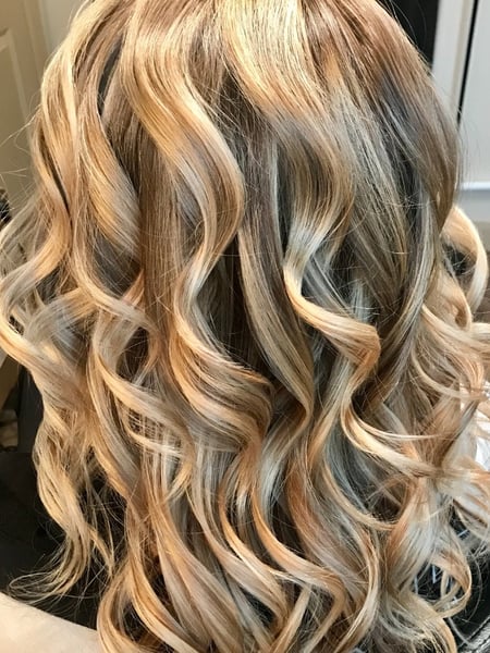 Image of  Women's Hair, Highlights, Hair Color, Foilayage, Long, Hair Length, Haircuts, Curly, Hairstyles