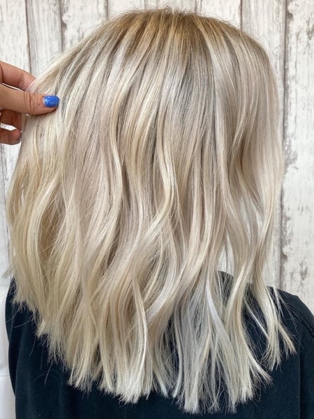 Image of  Women's Hair, Highlights, Hair Color, Blonde, Silver, Shoulder Length, Hair Length, Beachy Waves, Hairstyles