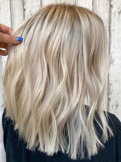 View Women's Hair, Hairstyle, Beachy Waves, Hair Length, Blonde, Hair Color, Silver, Highlights, Shoulder Length Hair - Kenzie Erikson, Rexburg, ID