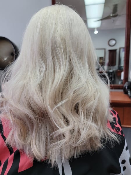 Image of  Women's Hair, Blonde, Hair Color, Medium Length, Hair Length