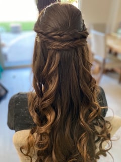 View Women's Hair, Hairstyles, Beachy Waves, Bridal, Curly, Updo - Joanne Fortune, San Diego, CA
