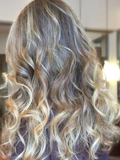 View Hairstyle, Beachy Waves, Hair Length, Long Hair (Mid Back Length), Hair Color, Highlights, Women's Hair - Lisa , San Francisco, CA
