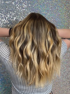 View Beachy Waves, Hairstyles, Layered, Haircuts, Medium Length, Hair Length, Highlights, Foilayage, Balayage, Blowout, Hair Color, Women's Hair - Janelle Finseth, West Fargo, ND
