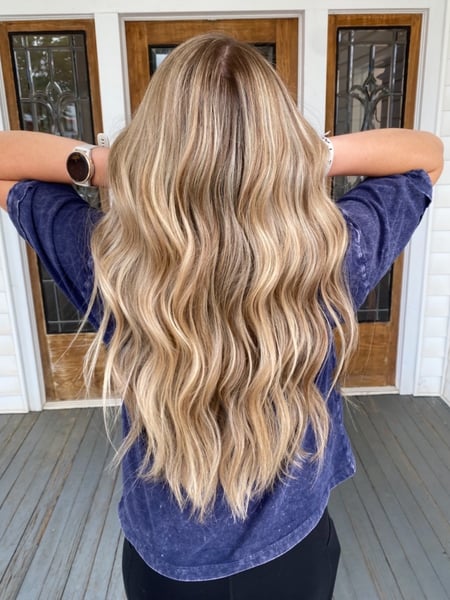 Image of  Women's Hair, Foilayage, Hair Color, Balayage, Blonde, Highlights, Long, Hair Length, Beachy Waves, Hairstyles