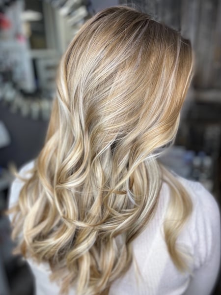Image of  Women's Hair, Blonde, Hair Color, Foilayage, Balayage, Long, Hair Length, Layered, Haircuts, Curly, Hairstyles