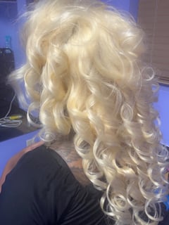 View Curls, Hairstyle, Wig (Hair), Women's Hair - Travonti Patton, Arlington, TX