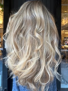 View Women's Hair, Hair Color, Balayage, Blonde, Highlights, Foilayage, Long, Hair Length, Layered, Haircuts, Beachy Waves, Hairstyles - Maria Lanza, New York, NY