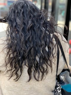 View Women's Hair, Hair Color, Blowout, Long, Hair Length, Layered, Haircuts, Curly, Weave, Hairstyles, Perm - CocoAlexander - Johnny Bueno, Los Angeles, CA