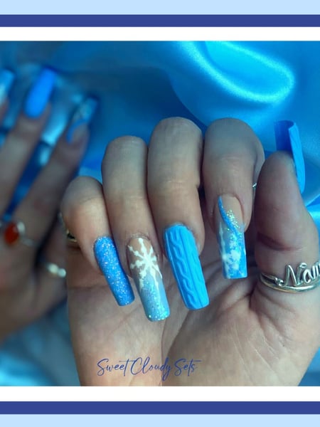 Image of  Long, Nail Length, Nails, XL, Nail Art, Nail Style, Accent Nail, Ombré, 3D, Hand Painted, White, Nail Color, Glitter, Matte, Pastel, Blue, Beige, Manicure, Gel, Nail Finish, Square, Nail Shape