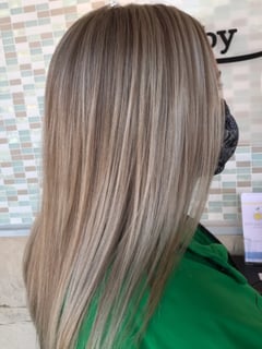 View Blowout, Highlights, Blonde, Hair Color, Women's Hair - Kimberly Martin, Round Rock, TX