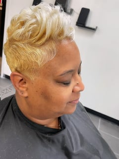 View Blonde, Short Hair (Ear Length), Pixie, Hair Color, Women's Hair - Sheika DaStylist , Jacksonville, FL