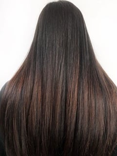 View Hairstyle, Straight, Hair Length, Long Hair (Mid Back Length), Hair Color, Highlights, Women's Hair - Allison , Philadelphia, PA