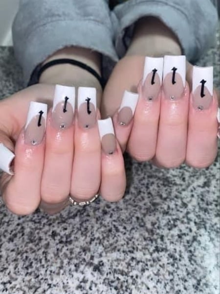 Image of  Medium, Nail Length, Nails, Long, Nail Art, Nail Style, Hand Painted, French Manicure, Stickers