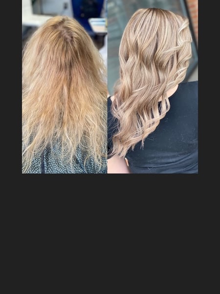 Image of  Women's Hair, Hair Color, Blonde, Foilayage, Highlights, Medium Length, Hair Length, Layered, Haircuts, Beachy Waves, Hairstyles, Keratin, Permanent Hair Straightening