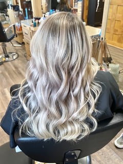 View Long, Hair Length, Beachy Waves, Hairstyles, Women's Hair, Blonde, Hair Color, Highlights - Courtney Mang, Clarence, NY