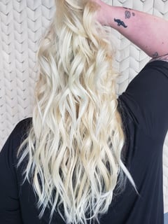View Hair Color, Beachy Waves, Hairstyle, Layers, Haircut, Long Hair (Mid Back Length), Hair Length, Blonde, Women's Hair - Melinda Faraneh, Mount Juliet, TN