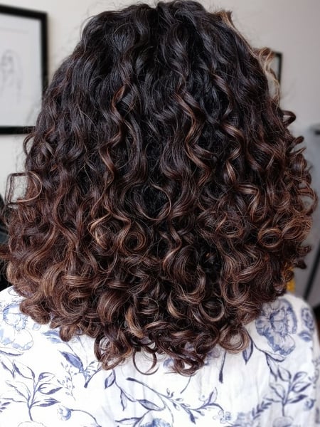 Image of  Women's Hair, Hair Length, Short Chin Length, Shoulder Length, Curly, Haircuts, Coily, Layered, Curly, Hairstyles, Natural, 3A, Hair Texture, 3B, 3C, 4A, 4B, 4C