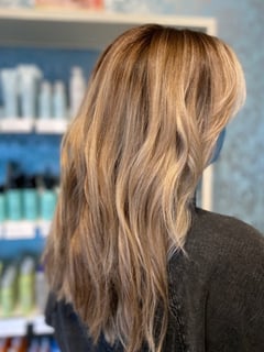 View Haircuts, Layered, Long, Hair Length, Hairstyles, Beachy Waves, Women's Hair, Balayage, Hair Color, Blonde, Foilayage, Highlights - Kathryn Tomei , Geneva, IL