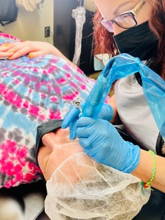 View Cosmetic Tattoos, Cosmetic, Microblading, Brows, Ombré, Brow Sculpting, Straight, Brow Shaping, Steep Arch, S-Shaped, Rounded, Arched, Scalp Micropigmentation, Permanent Eyeliner - Veronica Lucas, Candler, NC
