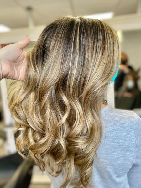 Image of  Women's Hair, Blonde, Hair Color, Foilayage, Highlights, Long, Hair Length, Curly, Hairstyles, Beachy Waves