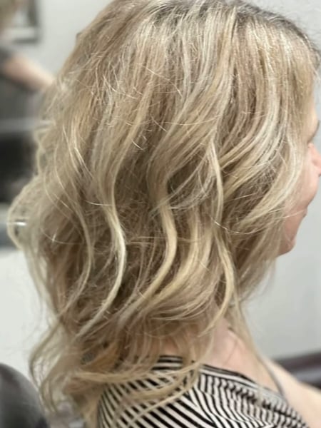 Image of  Women's Hair, Hair Color, Blowout, Blonde, Foilayage, Highlights, Hair Length, Shoulder Length, Haircuts, Layered, Beachy Waves, Hairstyles