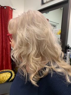 View Layered, Haircuts, Women's Hair, Blonde, Hair Color - Dunnia Fischesser , Olympia, WA