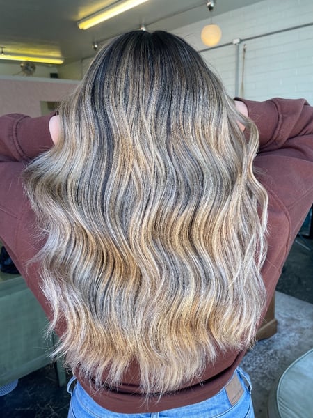 Image of  Women's Hair, Hair Color, Balayage, Blonde, Foilayage, Highlights, Ombré, Beachy Waves, Hairstyle, Curls