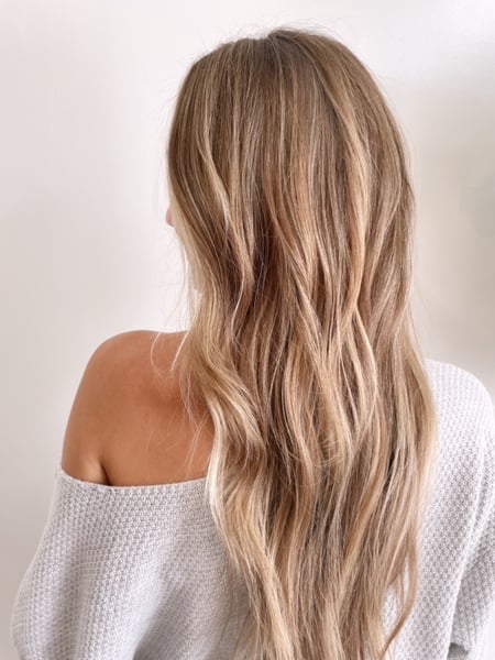 Image of  Women's Hair, Balayage, Hair Color, Blonde, Foilayage, Long, Hair Length, Layered, Haircuts, Beachy Waves, Hairstyles, Hair Restoration