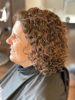 View Women's Hair, Perm, Haircuts, Curly - Kenyatta Hudson, River Rouge, MI