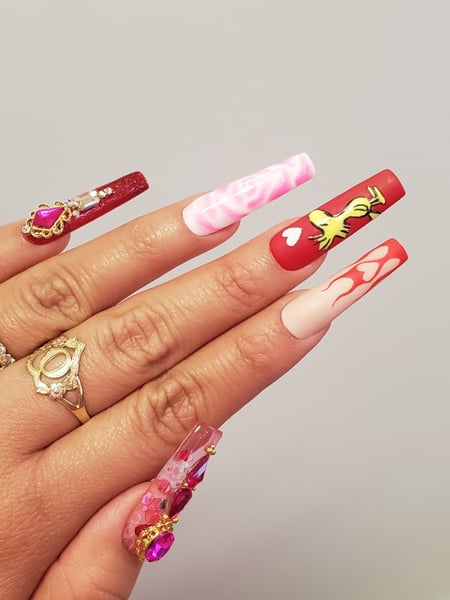 Image of  Short, Nail Length, Nails, Medium, Long, XL, XXL, Nail Art, Nail Style, Ombre, Stickers, 3D, Hand Painted, Jewels, French Manicure, Stencil, Mix-and-Match, Nail Color, White, Yellow, Purple, Pink, Black, Matte, Glitter, Pastel, Red, Orange, Brown, Clear, Gold, Neon, Light Green, Metallic, Glass, Beige, Green, Blue, Gel, Nail Finish, Acrylic, Round, Nail Shape, Squoval, Ballerina, Lipstick, Mountain Peak, Oval, Stiletto, Square, Almond, Coffin