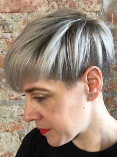 View Blonde, Short Hair (Ear Length), Pixie, Women's Hair, Hair Color - Lana Gillman, Philadelphia, PA