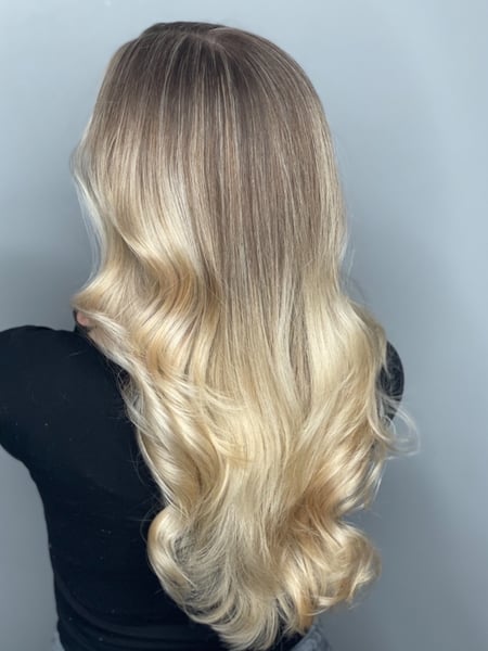 Image of  Women's Hair, Balayage, Hair Color, Blonde, Foilayage, Hair Length, Long, Hairstyles, Beachy Waves