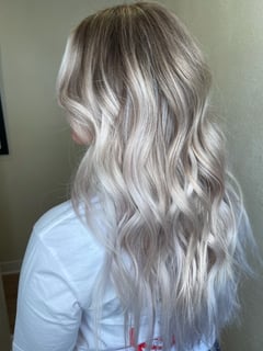 View Long, Women's Hair, Blonde, Hair Color, Highlights, Hair Length, Beachy Waves, Hairstyles, Hair Extensions - Lauryn Kraklio, Cedar Rapids, IA