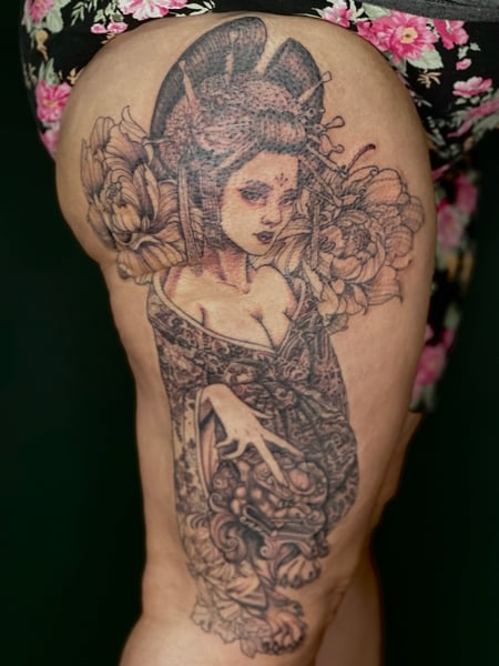 Image of  Tattoos, Tattoo Style, Tattoo Bodypart, Black & Grey, Line Art, Thigh